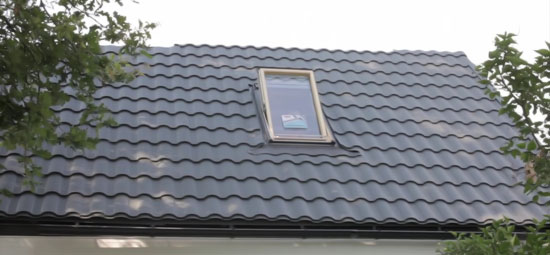 монтаж мансардных окон Velux